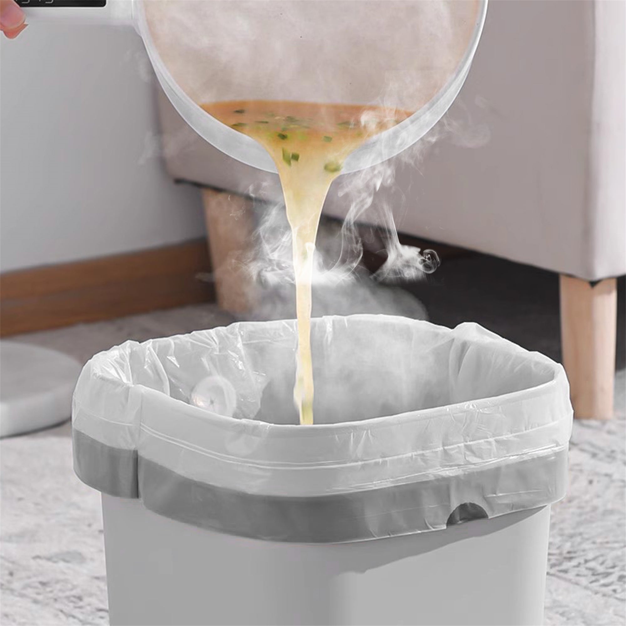 GRANDMA SHARK 30L - 35L Bin Bags 100 Liners Drawstring Trash Bag, Handle Waste Bags, Super Strong, Anti-drip Unscented, 64 × 58 cm